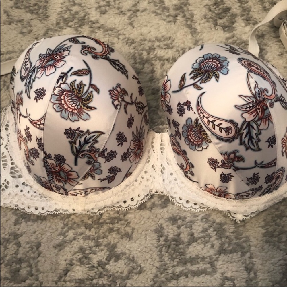 Victoria’s Secret Dream Angels Demi Bra